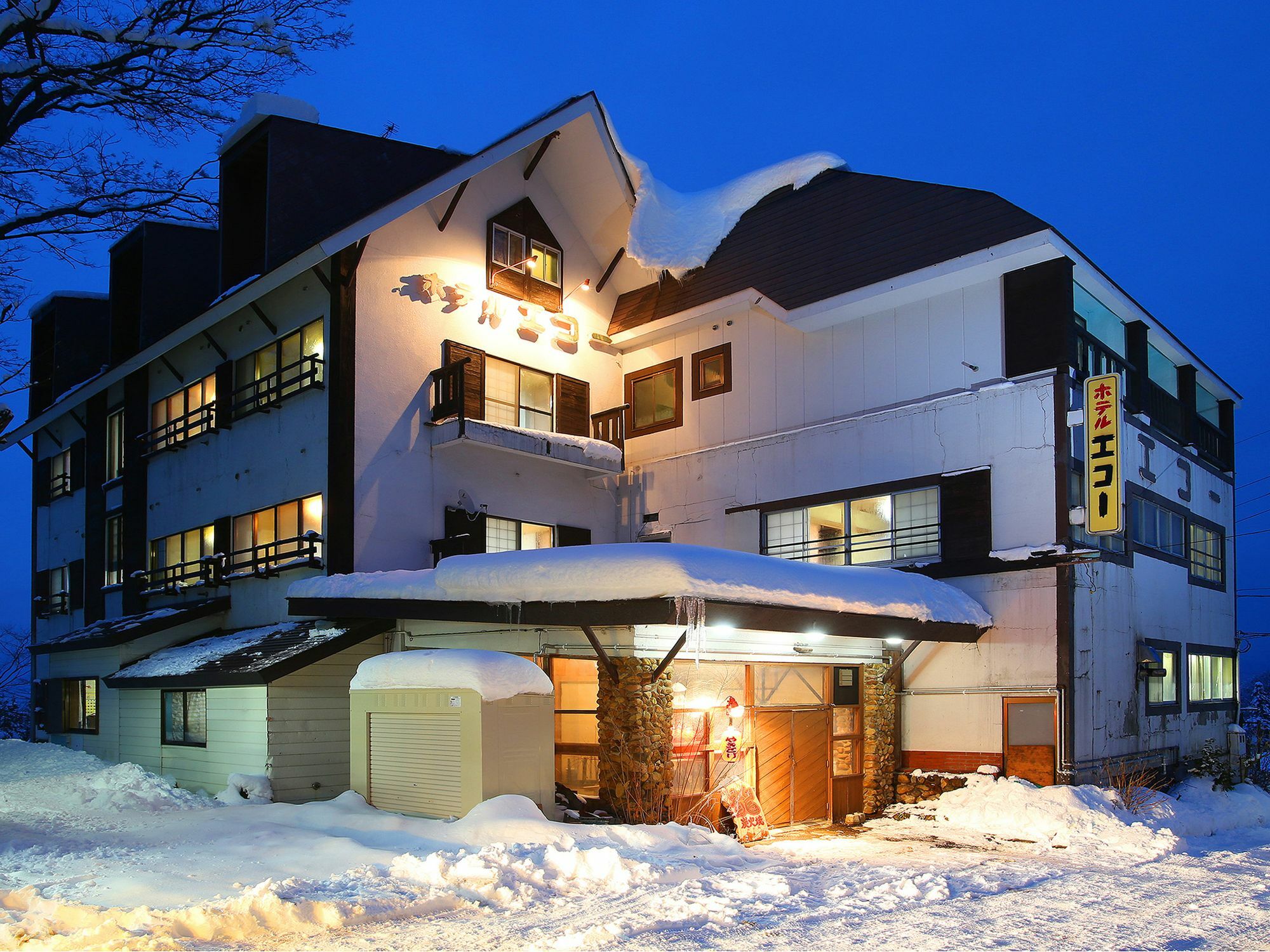 Onsen Yado Echo Hotel Myoko Buitenkant foto